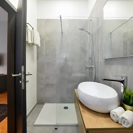 Zrinski Premium Suites & Rooms Zagreb Exterior photo
